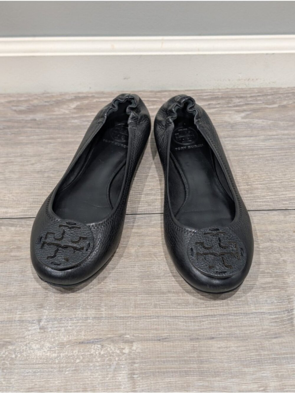 Tory Burch Reva Logo Women’s 9.5M Black Pebbled Leather Ballet Flat Shoes